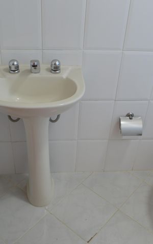 Apartamento à venda com 60m², 2 quartos e 1 vaga Apartamento à venda com 60m², 2 quartos e 1 vagaBanheiro