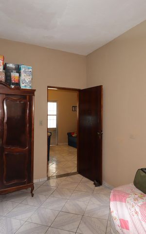 Casa à venda com 220m², 2 quartos e 4 vagasQuarto 1