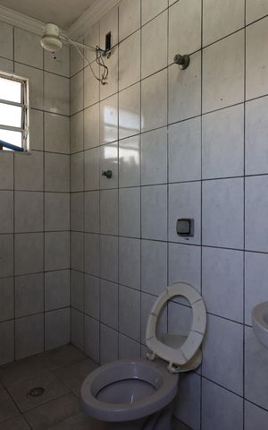 Casa à venda com 220m², 2 quartos e 4 vagasBanheiro da Área Gourmet