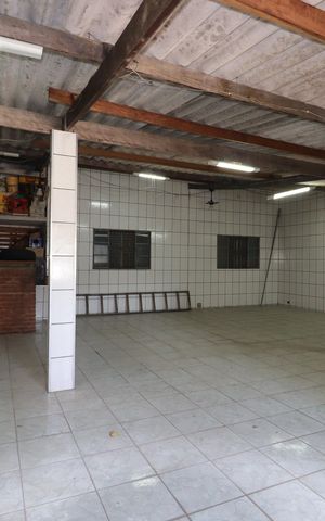 Casa à venda com 220m², 2 quartos e 4 vagasÁrea Gourmet