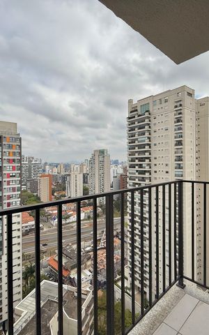Apartamento à venda com 27m², 1 quarto e sem vaga Apartamento à venda com 27m², 1 quarto e sem vagaSacada