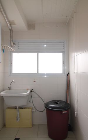 Apartamento à venda com 65m², 2 quartos e 1 vagaÁrea de Serviço