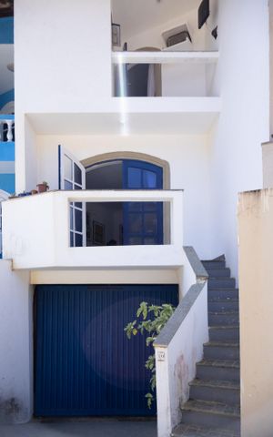 Casa de condomínio para alugar com 150m², 3 quartos e 2 vagas Casa de condomínio para alugar com 150m², 3 quartos e 2 vagasFachada