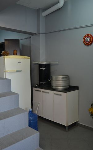 Casa à venda com 390m², 4 quartos e 6 vagasÁrea gourmet