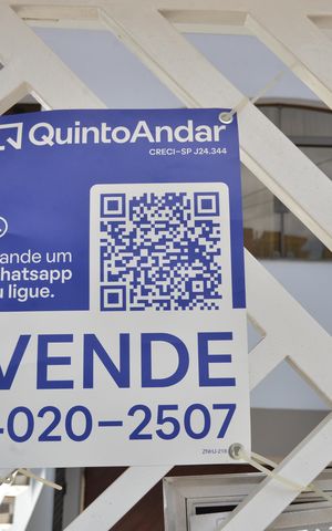 Casa à venda com 390m², 4 quartos e 6 vagasPlaca