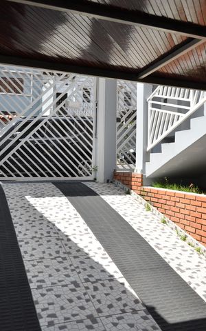 Casa à venda com 390m², 4 quartos e 6 vagasGaragem