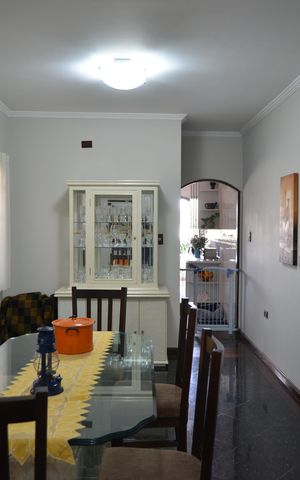Casa à venda com 390m², 4 quartos e 6 vagasCozinha