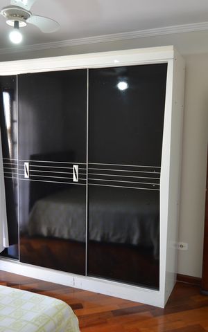 Casa à venda com 390m², 4 quartos e 6 vagasSuíte 3