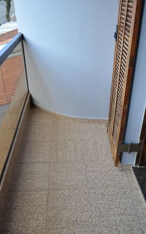 Casa à venda com 390m², 4 quartos e 6 vagasSacada Suíte 1