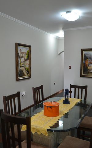 Casa à venda com 390m², 4 quartos e 6 vagasCozinha