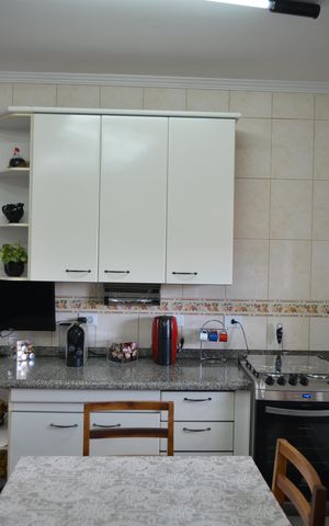 Casa à venda com 390m², 4 quartos e 6 vagasCozinha