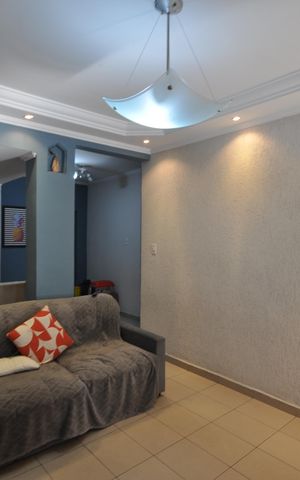 Casa à venda com 109m², 4 quartos e 3 vagasSala