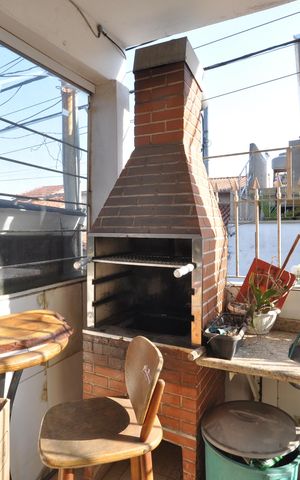 Casa à venda com 109m², 4 quartos e 3 vagasChurrasqueira