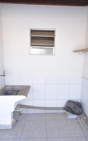 Casa à venda com 109m², 4 quartos e 3 vagasÁrea de serviço 3