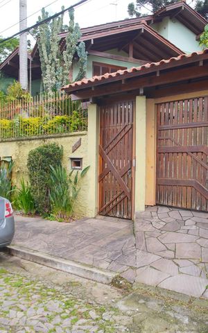 Casa para alugar com 186m², 2 quartos e 3 vagasFachada