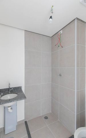 Apartamento à venda com 34m², 2 quartos e sem vaga Apartamento à venda com 34m², 2 quartos e sem vagaBanheiro