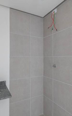 Apartamento à venda com 34m², 2 quartos e sem vaga Apartamento à venda com 34m², 2 quartos e sem vagaBanheiro