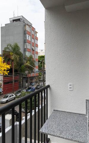 Apartamento à venda com 34m², 2 quartos e sem vaga Apartamento à venda com 34m², 2 quartos e sem vagaVaranda