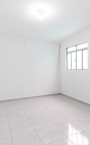 Casa para alugar com 150m², 2 quartos e 1 vaga Casa para alugar com 150m², 2 quartos e 1 vagaSala