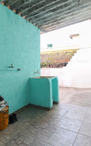 Casa para alugar com 150m², 2 quartos e 1 vaga Casa para alugar com 150m², 2 quartos e 1 vagaÁrea de Serviço