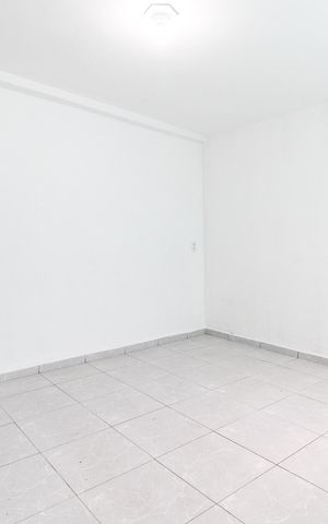 Casa para alugar com 150m², 2 quartos e 1 vaga Casa para alugar com 150m², 2 quartos e 1 vagaSala