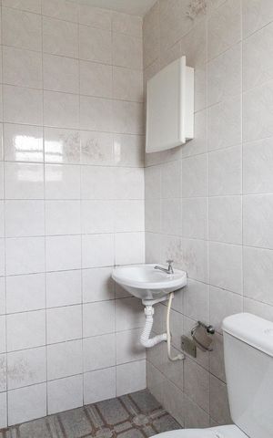 Casa para alugar com 150m², 2 quartos e 1 vaga Casa para alugar com 150m², 2 quartos e 1 vagaBanheiro de Serviço