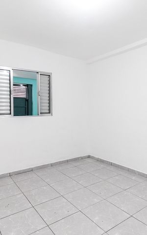 Casa para alugar com 150m², 2 quartos e 1 vaga Casa para alugar com 150m², 2 quartos e 1 vagaQuarto 1