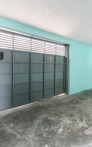 Casa para alugar com 150m², 2 quartos e 1 vaga Casa para alugar com 150m², 2 quartos e 1 vagaGaragem