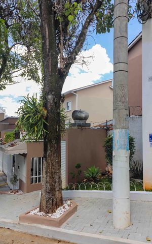 Casa de condomínio à venda com 283m², 3 quartos e 4 vagas Casa de condomínio à venda com 283m², 3 quartos e 4 vagasFachada - Plaquinha