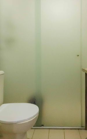 Casa de condomínio à venda com 283m², 3 quartos e 4 vagas Casa de condomínio à venda com 283m², 3 quartos e 4 vagasBanheiro Social