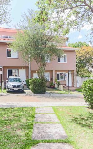 Casa de condomínio à venda com 283m², 3 quartos e 4 vagas Casa de condomínio à venda com 283m², 3 quartos e 4 vagasGaragem