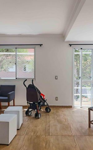 Casa de condomínio à venda com 283m², 3 quartos e 4 vagas Casa de condomínio à venda com 283m², 3 quartos e 4 vagasSala