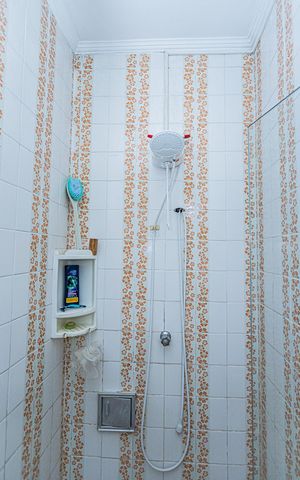 Casa à venda com 135m², 2 quartos e 2 vagas Casa à venda com 135m², 2 quartos e 2 vagasBanheiro