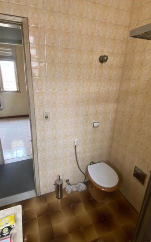 Casa à venda com 85m², 2 quartos e 1 vaga Casa à venda com 85m², 2 quartos e 1 vagaBanheiro