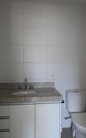 Apartamento à venda com 80m², 2 quartos e 1 vagaBanheiro da Suíte 1