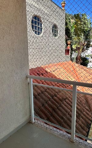 Casa de condomínio à venda com 160m², 3 quartos e 2 vagas Casa de condomínio à venda com 160m², 3 quartos e 2 vagasVaranda da Suíte