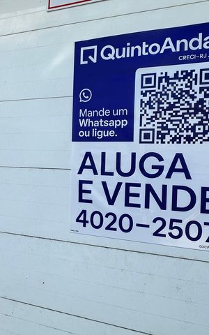 Casa de condomínio à venda com 160m², 3 quartos e 2 vagas Casa de condomínio à venda com 160m², 3 quartos e 2 vagasPlaquinha