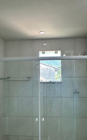 Casa de condomínio à venda com 160m², 3 quartos e 2 vagas Casa de condomínio à venda com 160m², 3 quartos e 2 vagasBanheiro da Suíte
