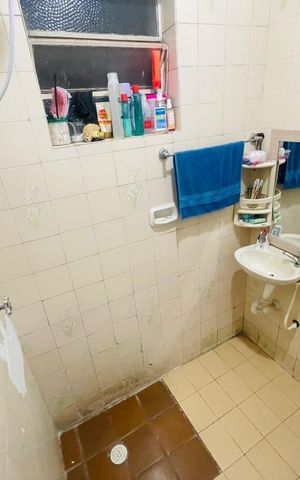 Casa à venda com 120m², 2 quartos e 1 vaga Casa à venda com 120m², 2 quartos e 1 vagaBanheiro