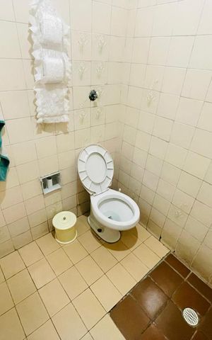 Casa à venda com 120m², 2 quartos e 1 vaga Casa à venda com 120m², 2 quartos e 1 vagaBanheiro