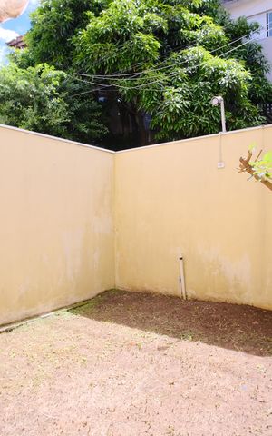 Casa à venda com 216m², 3 quartos e 5 vagasQuintal