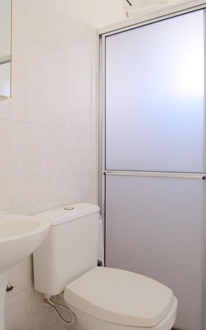 Casa à venda com 216m², 3 quartos e 5 vagasBanheiro da Suíte 1