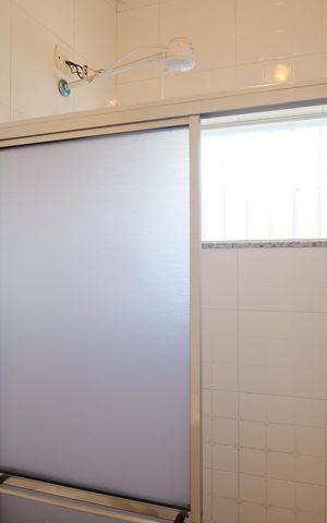 Casa à venda com 216m², 3 quartos e 5 vagasBanheiro da Suíte 2