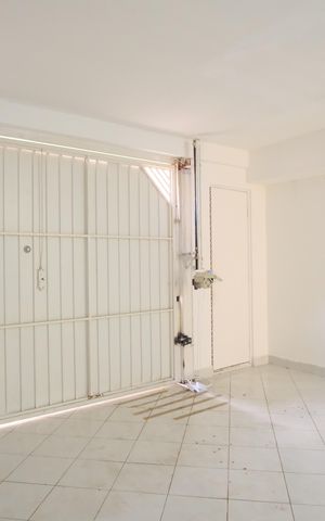 Casa à venda com 216m², 3 quartos e 5 vagasGaragem