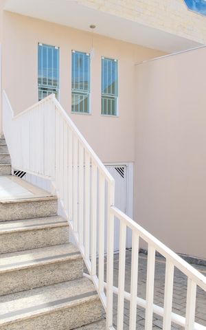 Casa à venda com 216m², 3 quartos e 5 vagasÁrea Externa