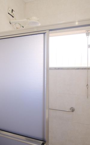 Casa à venda com 216m², 3 quartos e 5 vagasBanheiro da Suíte 1