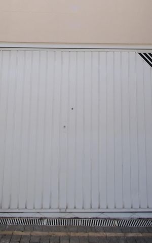 Casa à venda com 216m², 3 quartos e 5 vagasGaragem