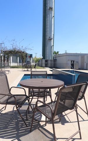 Apartamento para alugar com 40m², 2 quartos e 1 vagaÁrea comum - Piscina