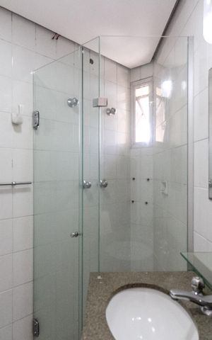 Apartamento para alugar com 135m², 3 quartos e 1 vaga Apartamento para alugar com 135m², 3 quartos e 1 vagaBanheiro da Suíte