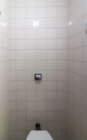Apartamento para alugar com 135m², 3 quartos e 1 vaga Apartamento para alugar com 135m², 3 quartos e 1 vagaBanheiro de Serviço